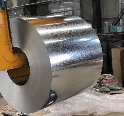 Z40 0,4mm 1250mm Μεγάλο φωτεινό σπαγκλάκι θερμό βύθιση Ζυγισμένα ατσάλινα σπείρα GI για κυλιόμενη πόρτα και πάτωμα κατάστρωμα DX51D
