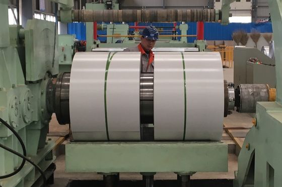 RAL9003 Λευκές λωρίδες χάλυβα Galvalume, σχισμένη τροχιά, κανονική τροποποιημένη βαφή πολυεστέρα