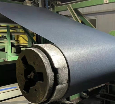Τεχνητό Ματ Προχρωματισμένο Galvalume Steel Coil AZ165g RAL7024 Γκρίζο Χρώμα Πίνακας Κεραμίδας Κεραμίδας HDP-40 χρόνια Εγγύηση